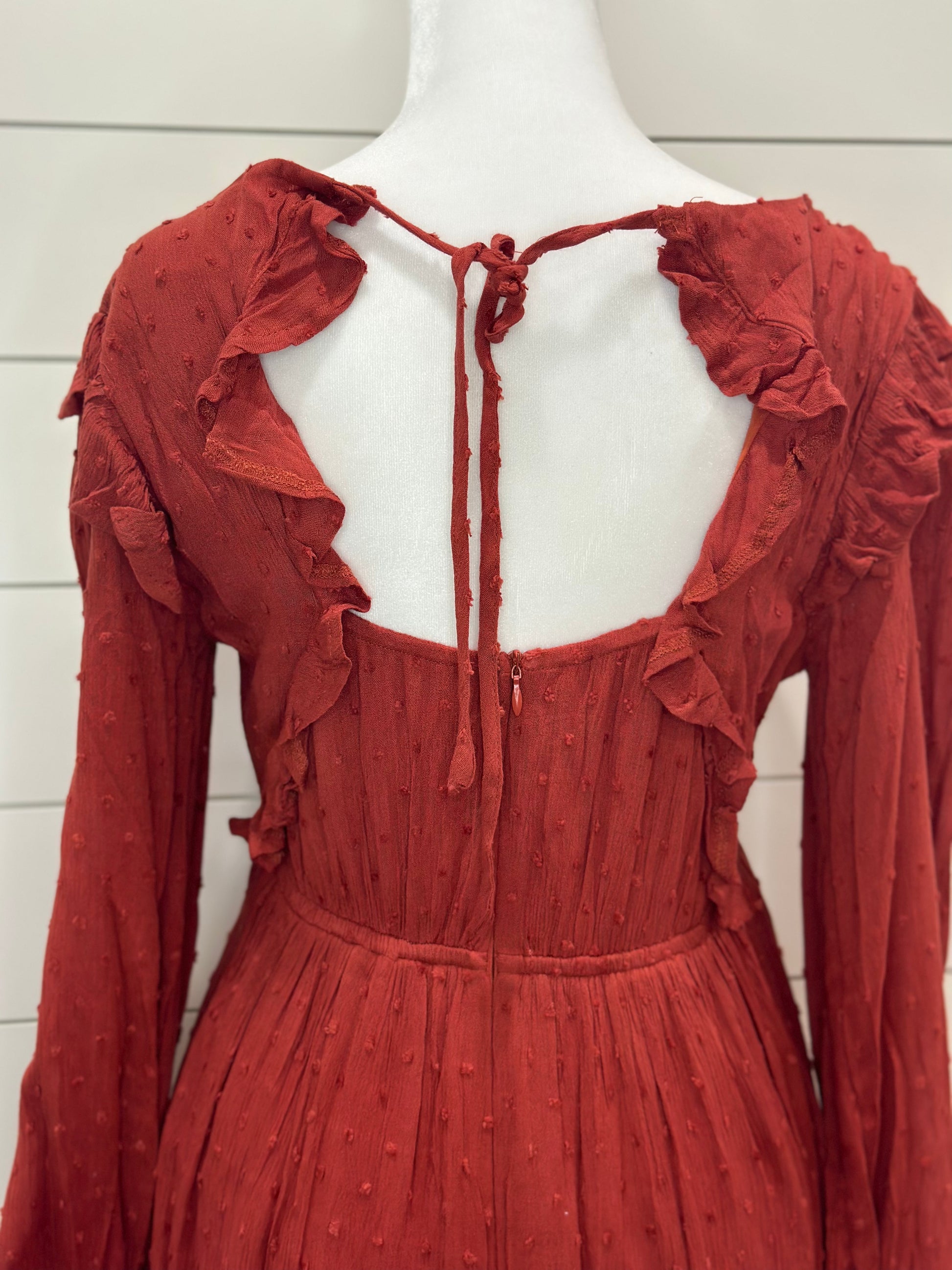 Red 4878 Red Detailed Dress – Aria & Co